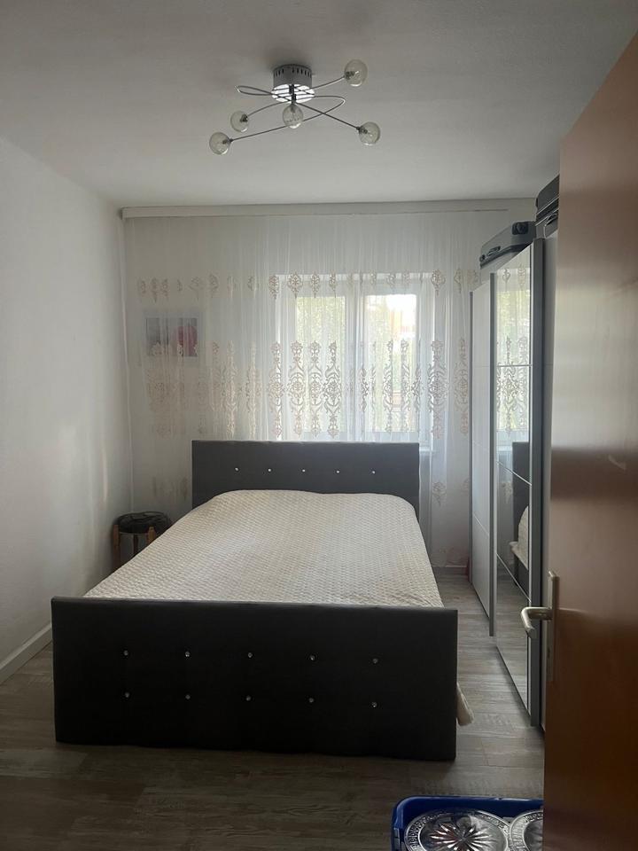 3 Zimmer Wohnung im 1.OG in Zeitz mit Einbauküche 73 qm