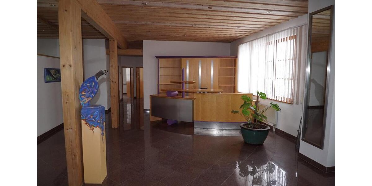 Gewerbeobjekt Waldershof - 1.950&euro; | Angebot:25845628