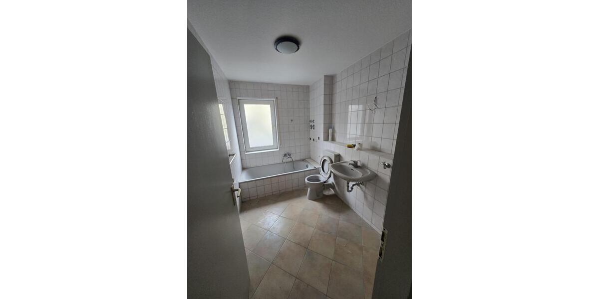 Erdgeschoßwohnung Germersheim - 2 Zimmer, 56 m&sup2;, 590&euro; | Angebot:26004124