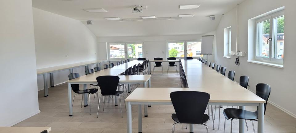 Seminarraum, Tagungsraum, Schulungsraum, Veranstaltungsraum, Yoga zimmer