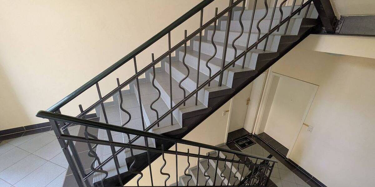Etagenwohnung Zwickau Marienthal - 2 Zimmer, 47 m&sup2;, 360&euro; | Angebot:26763898