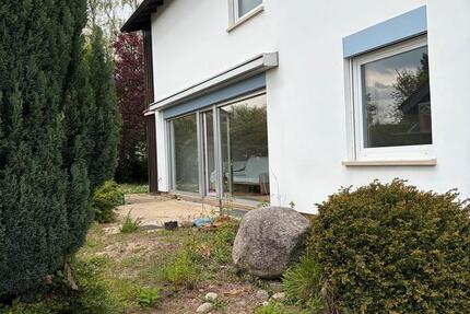 Haus Nackenheim - 8 Zimmer, 280 m&sup2;, 4.100&euro; | Angebot:26285958
