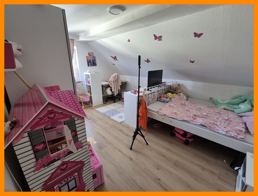 4-Zimmer-Wohnung im Dachgeschoß in Bad Wildungen (Alt-Wildungen) zu vermieten 4 zimmer