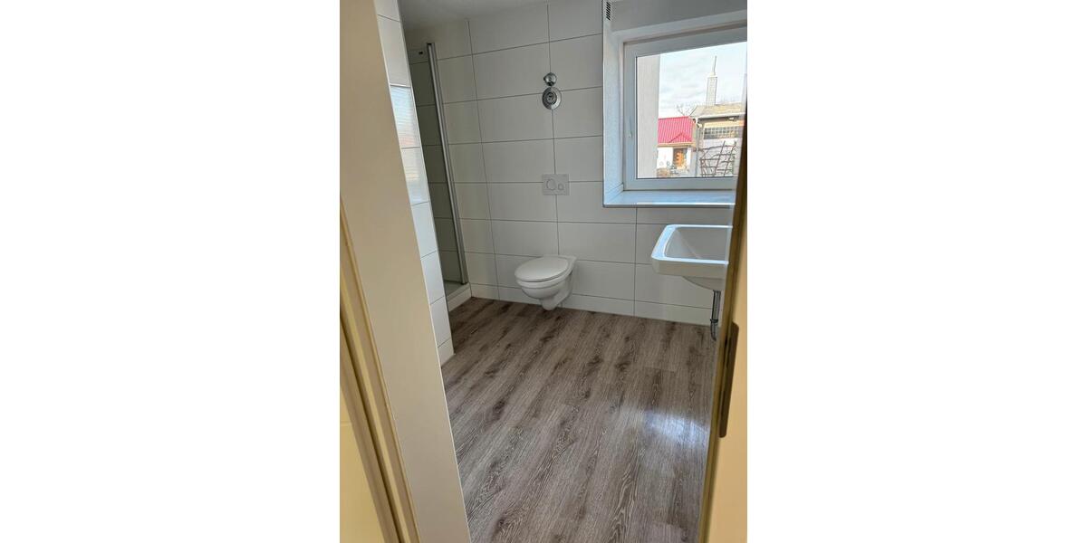 Etagenwohnung Querfurt - 3 Zimmer, 62 m&sup2;, 425&euro; | Angebot:26635225