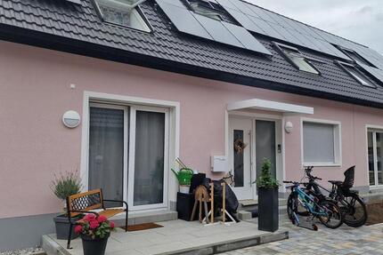 Haus Karlsruhe Neureut - 5 Zimmer, 155 m&sup2;, 2.600&euro; | Angebot:26586293