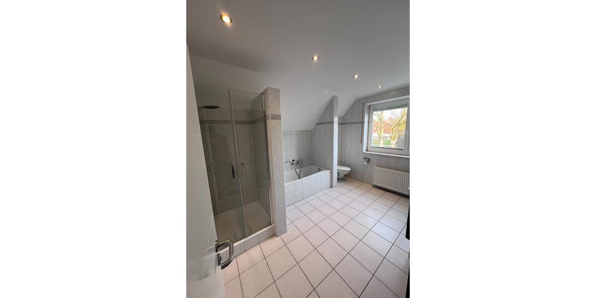 Etagenwohnung Vechta - 3 Zimmer, 115 m&sup2;, 1.100&euro; | Angebot:25060496