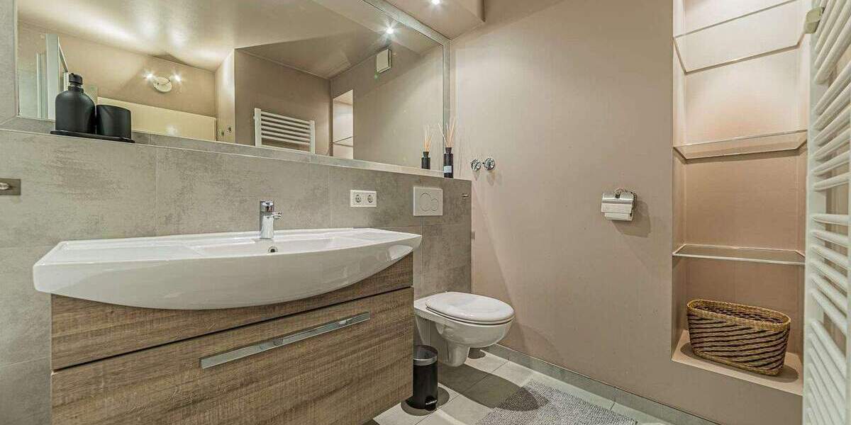 Etagenwohnung Frankfurt am Main Westend-Süd - 3 Zimmer, 82 m&sup2;, 3.395&euro; | Angebot:24632490