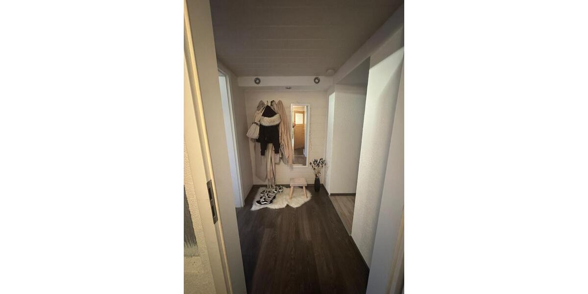 Dachgeschoßwohnung Lebach - 3 Zimmer, 65 m&sup2;, 720&euro; | Angebot:25765550