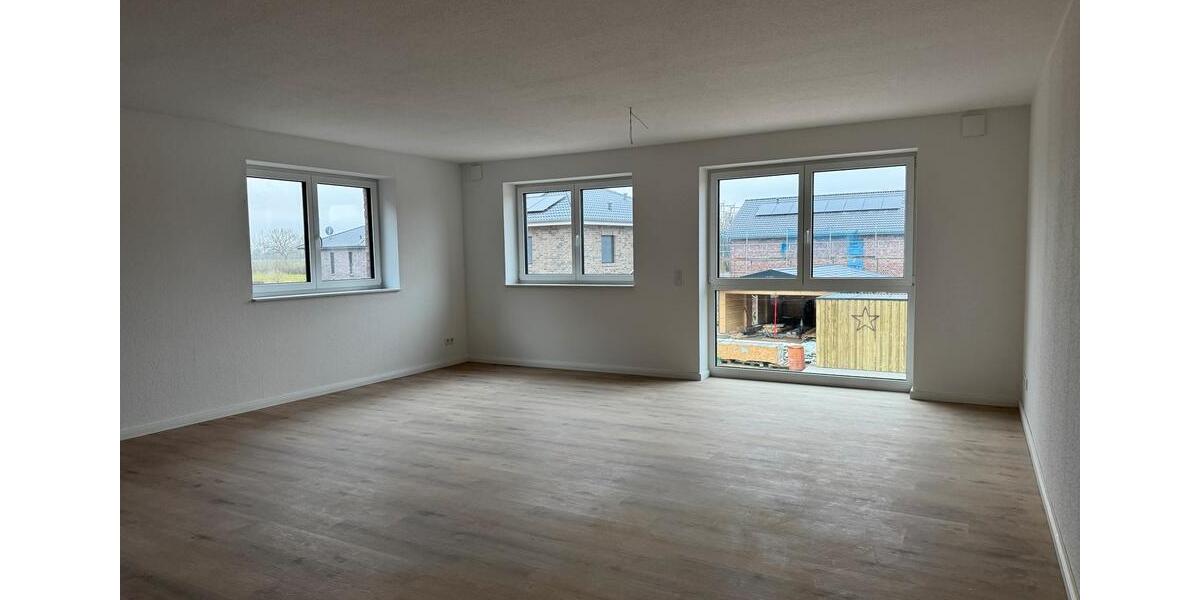 Etagenwohnung Westerrönfeld - 3 Zimmer, 125 m&sup2;, 1.500&euro; | Angebot:23294617