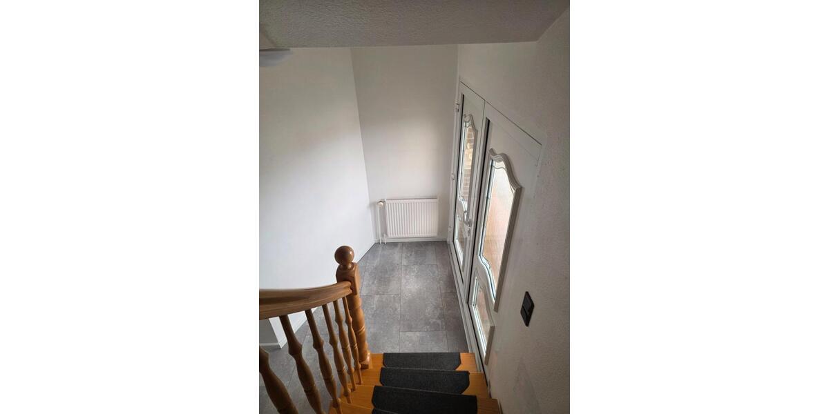 Etagenwohnung Norden - 2 Zimmer, 80 m&sup2;, 690&euro; | Angebot:26030402