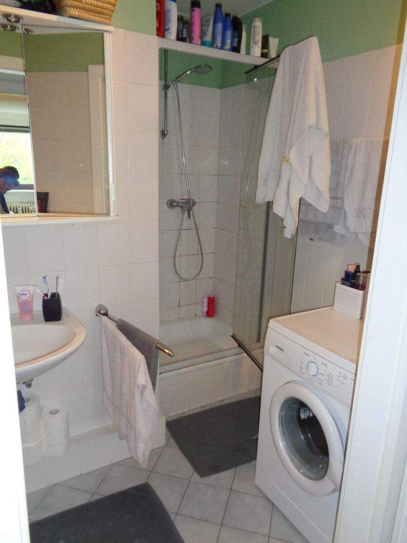 HH-Eilbek, 2 Zimmer Wohnung im Dachgeschoss !Bitte unsere Fragen beachten! 2 zimmer