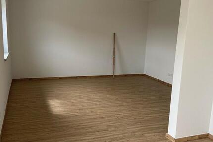 Wohnung Cham - 2 Zimmer, 58 m&sup2;, 595&euro; | Angebot:27601896