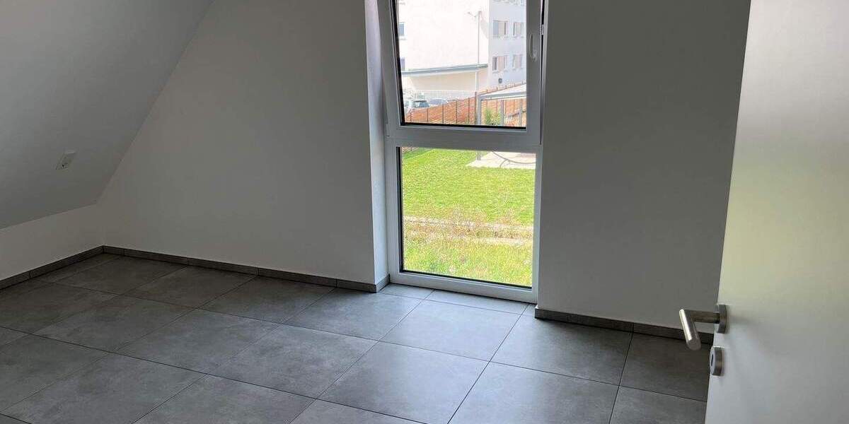 Doppelhaushälfte Markt Erlbach Eschenbach - 5 Zimmer, 121 m&sup2;, 1.690&euro; | Angebot:24967176