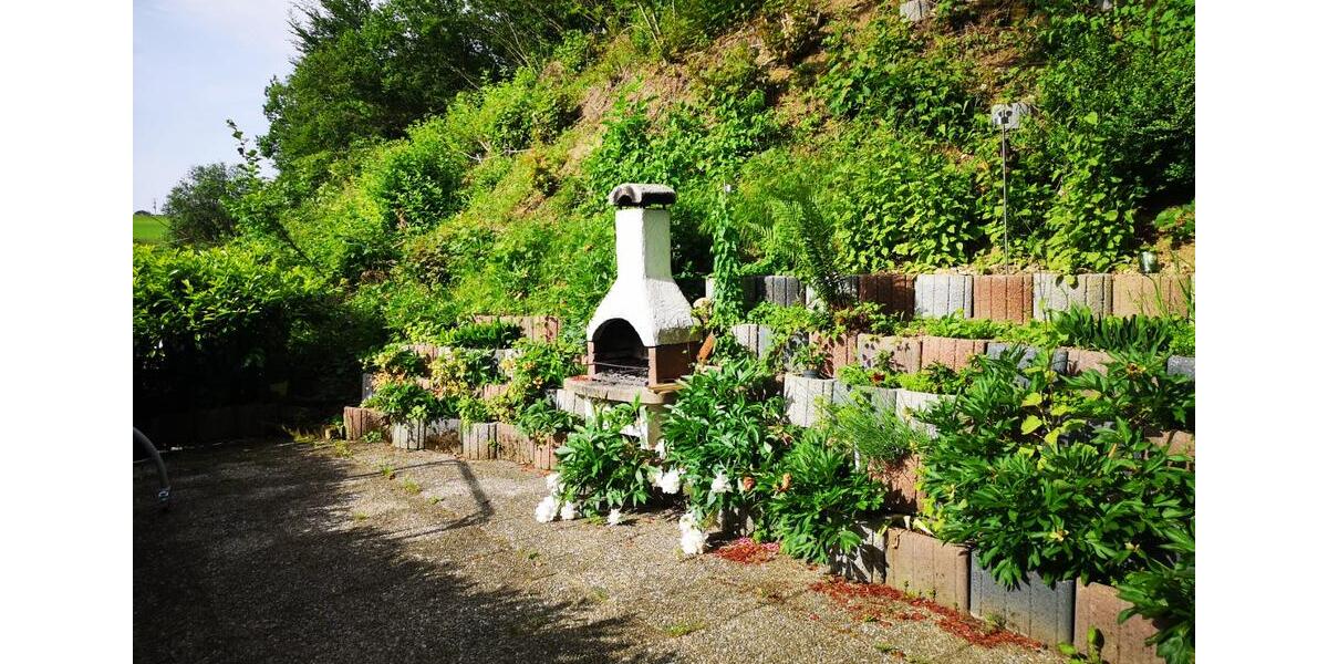 Wohnen auf Zeit Böhen - 5 Zimmer, 150 m&sup2;, 25&euro; | Angebot:24992264