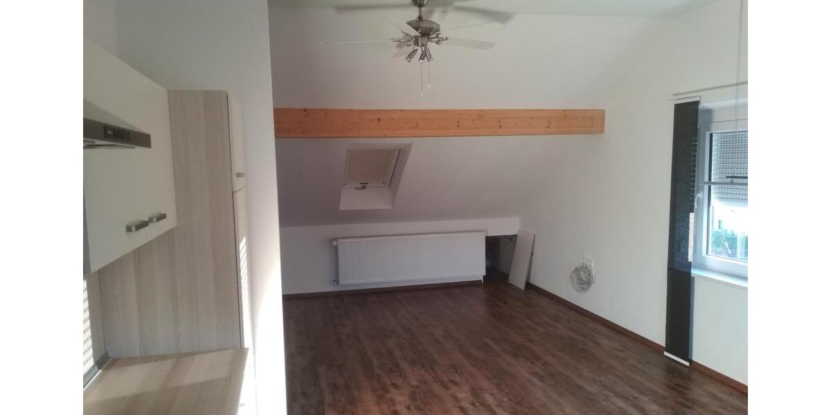 Dachgeschoßwohnung Steinberg am See Oder - 4 Zimmer, 87 m&sup2;, 760&euro; | Angebot:26697946