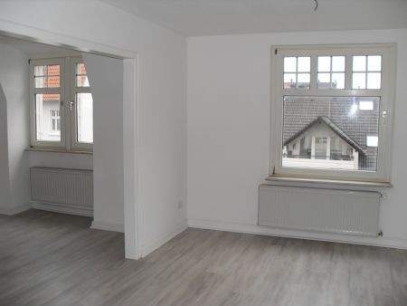 Etagenwohnung Lüdenscheid Grünewald - 3 Zimmer, 90 m&sup2;, 570&euro; | Angebot:26487381