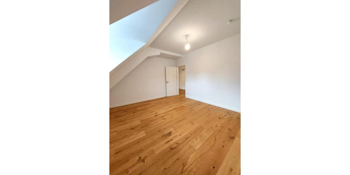 Etagenwohnung Zossen - 3 Zimmer, 75 m&sup2;, 1.151&euro; | Angebot:24487137