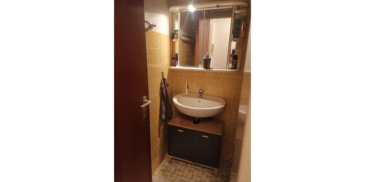 Dachgeschoßwohnung Braunschweig Lehndorf-Watenbüttel - 1 Zimmer, 32 m&sup2;, 530&euro; | Angebot:26249583