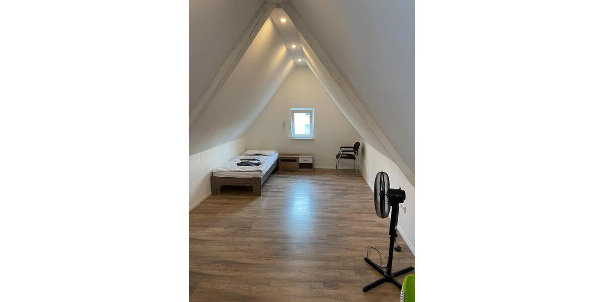 Maisonettenwohnung Böblingen - 5 Zimmer, 120 m&sup2;, 2.000&euro; | Angebot:26237157