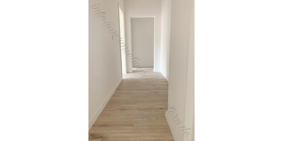 Etagenwohnung Chemnitz Adelsberg - 5 Zimmer, 106 m&sup2;, 655&euro; | Angebot:24628645