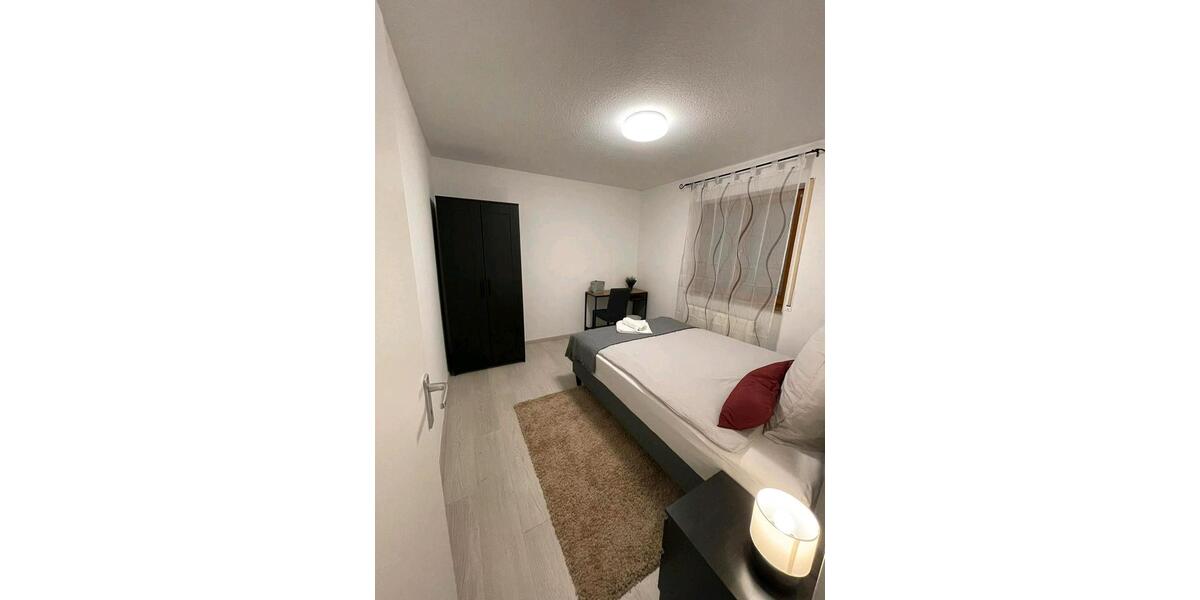 Wohnen auf Zeit Karlsruhe Mühlburg - 1 Zimmer, 16 m&sup2;, 700&euro; | Angebot:26135223