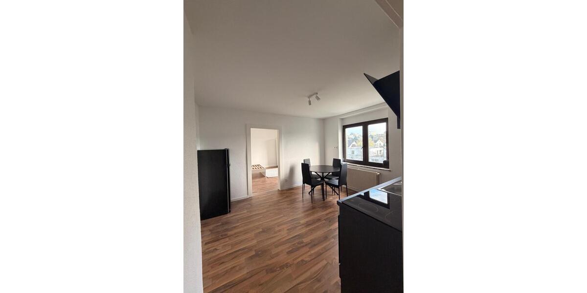 Etagenwohnung Saarbrücken - 3 Zimmer, 85 m&sup2;, 400&euro; | Angebot:26291374