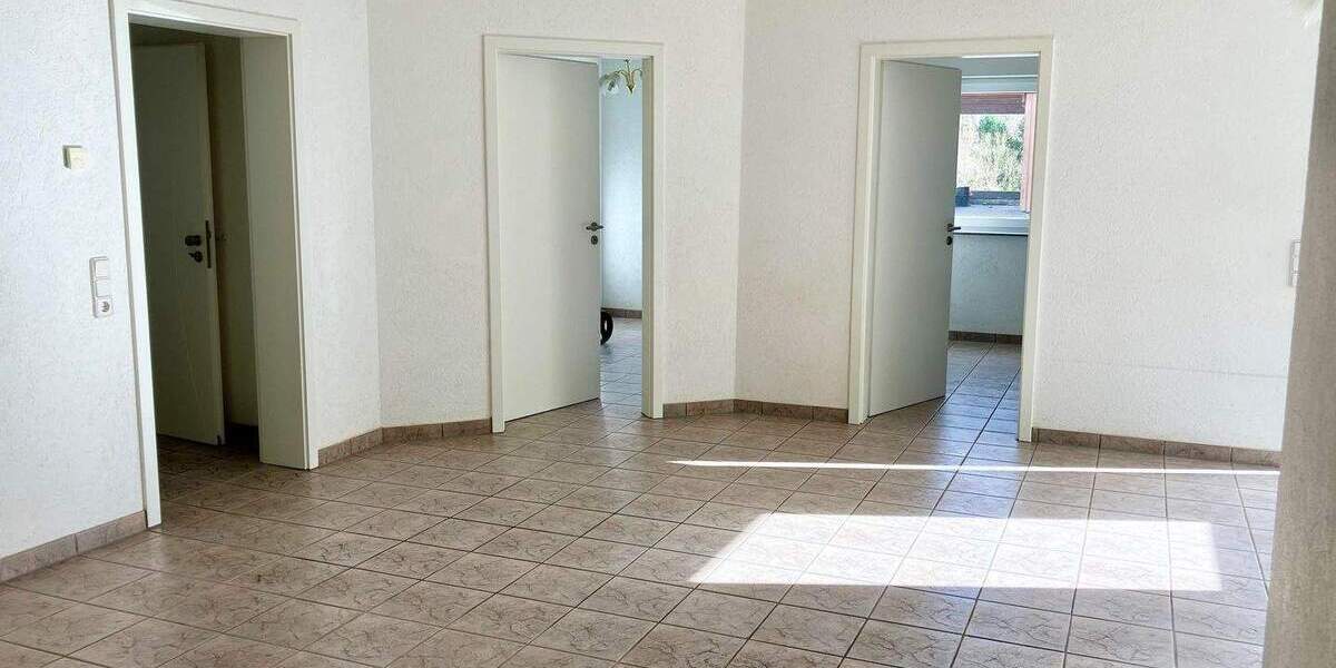 Etagenwohnung Hochspeyer - 3 Zimmer, 79 m&sup2;, 785&euro; | Angebot:24622547