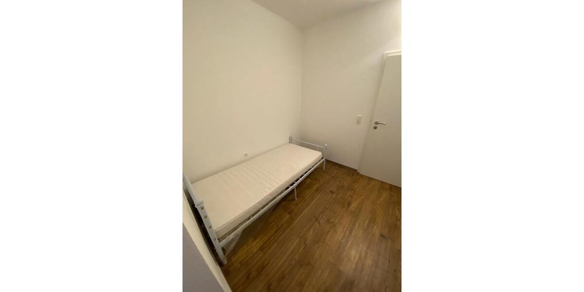 Wohnen auf Zeit Donaueschingen - 1 Zimmer, 20 m&sup2;, 375&euro; | Angebot:23193353
