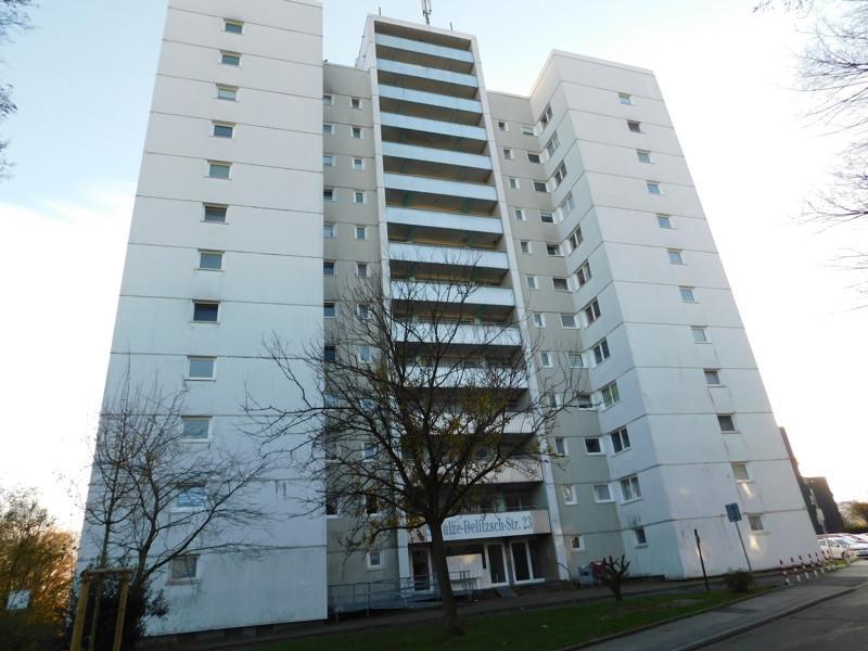 Geräumige einzugsbereite 3-Zimmer-Wohnung mit Balkon, ideal als Familie! zimmer