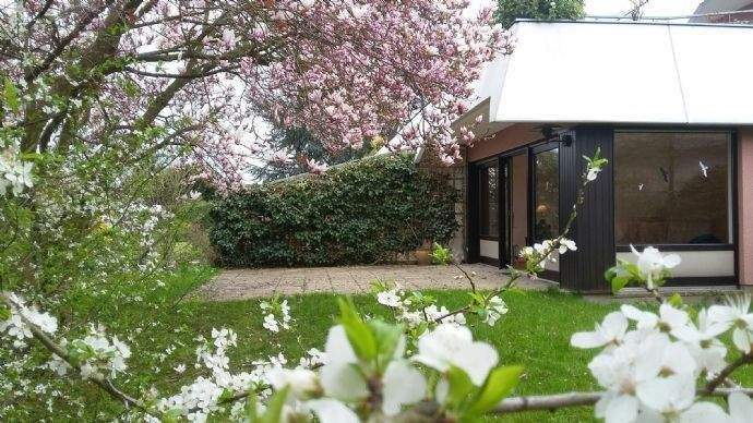 Terrassenwohnung Bonn Lannesdorf - 3 Zimmer, 151 m&sup2;, 2.195&euro; | Angebot:25666895