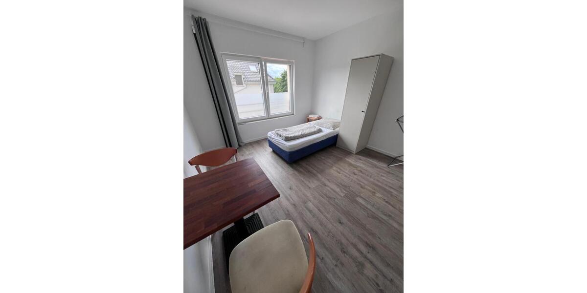 Wohnen auf Zeit Osnabrück Gretesch - 10 Zimmer, 20 m&sup2;, 20&euro; | Angebot:25992031