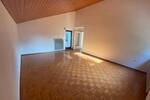 Dachgeschoßwohnung Günzburg - 4 Zimmer, 120 m&sup2;, 980&euro; | Angebot:26368905