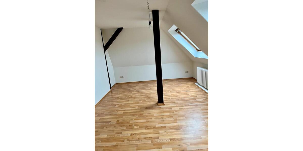 Dachgeschoßwohnung Dessau-Roßlau Dessau - 2 Zimmer, 59 m&sup2;, 400&euro; | Angebot:25791151