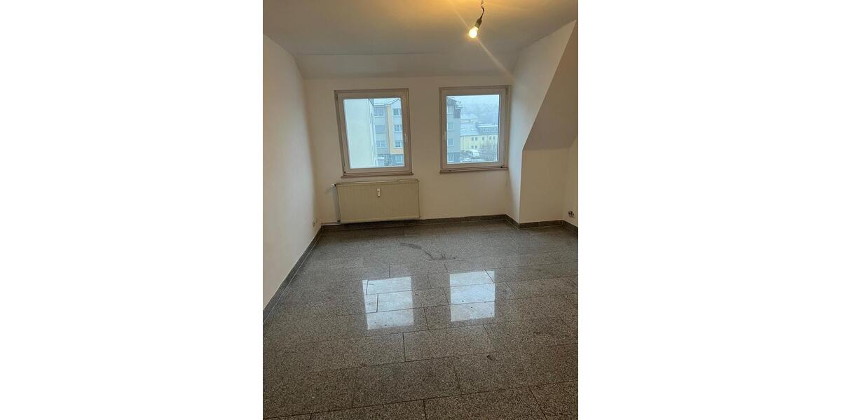 Dachgeschoßwohnung Lüdenscheid - 2 Zimmer, 47 m&sup2;, 355&euro; | Angebot:26645328