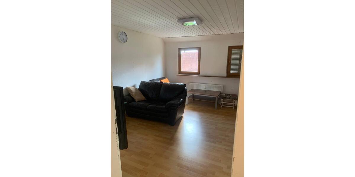 Dachgeschoßwohnung Eutingen im Gäu - 4 Zimmer, 85 m&sup2;, 627&euro; | Angebot:24178312