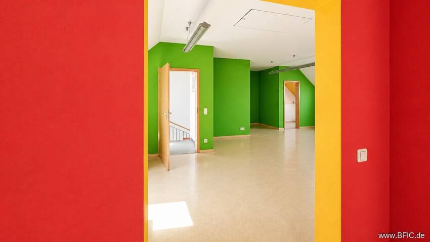 Gewerbeobjekt Moorenweis Römertshofen - 3 Zimmer, 95 m&sup2;, 1.500&euro; | Angebot:26742025