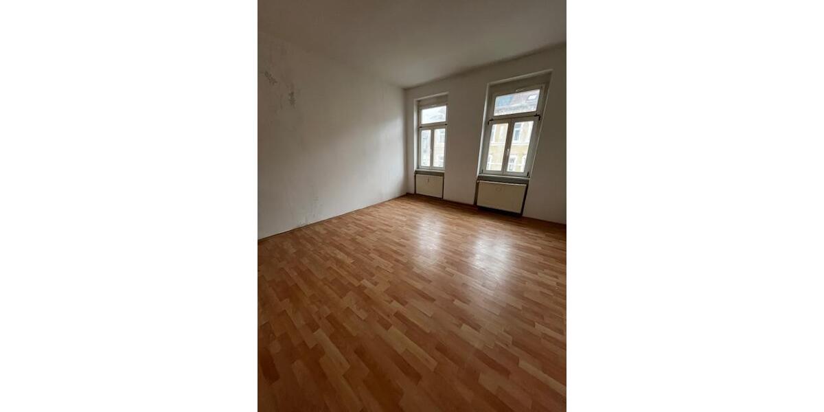 Etagenwohnung Weißenfels - 3 Zimmer, 81 m&sup2;, 486&euro; | Angebot:26051008