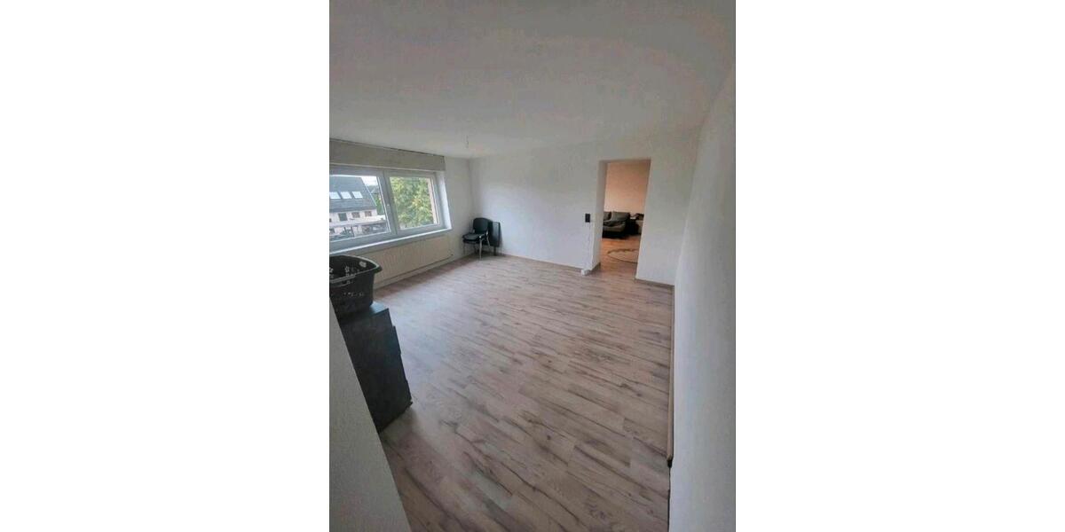 Etagenwohnung Nohfelden - 4 Zimmer, 85 m&sup2;, 800&euro; | Angebot:26535496