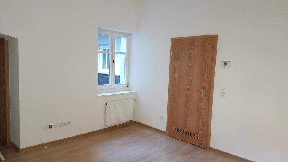 Charmante 2-Zimmer-Altbauwohnung in Stadtamhof 2 zimmer