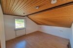Dachgeschoßwohnung Oedheim - 3.5 Zimmer, 87 m&sup2;, 1.100&euro; | Angebot:24878624