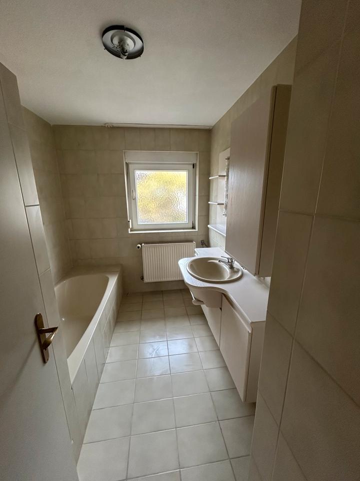Zentrale 4 Zimmer Wohnung mit viel Gestaltungsmöglichkeiten