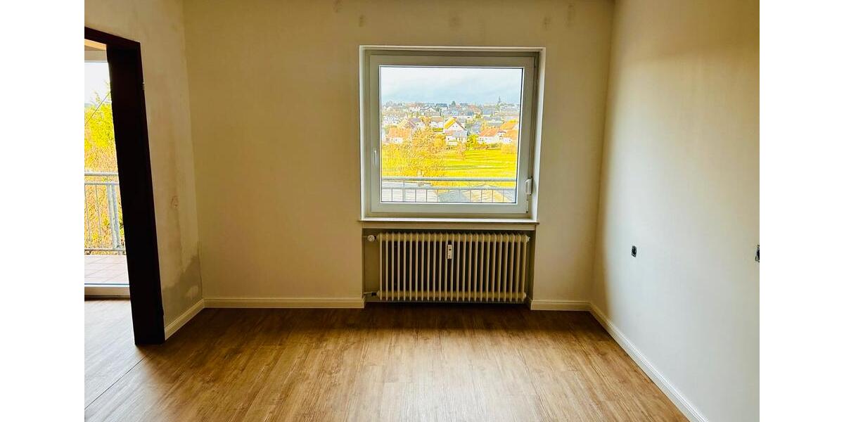 Etagenwohnung Heusweiler - 5 Zimmer, 100 m&sup2;, 800&euro; | Angebot:25170242