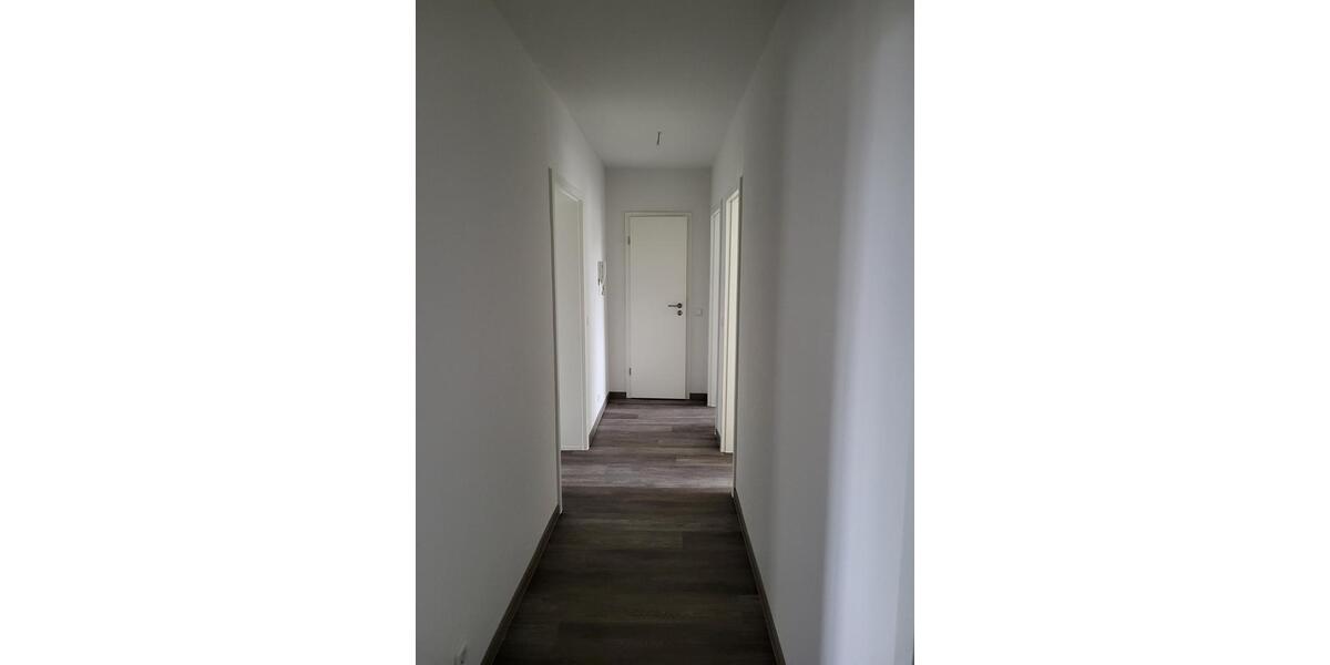 Etagenwohnung Rathenow - 3 Zimmer, 75 m&sup2;, 451&euro; | Angebot:25959220