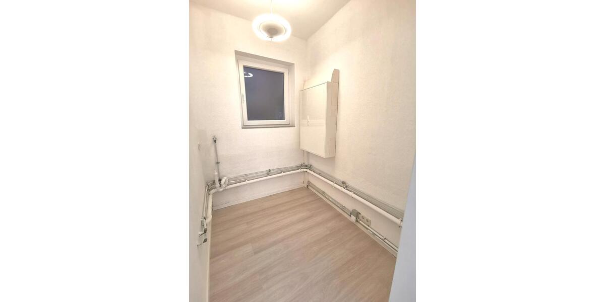 Erdgeschoßwohnung Trier Feyen-Weismark - 2 Zimmer, 86 m&sup2;, 750&euro; | Angebot:26409292