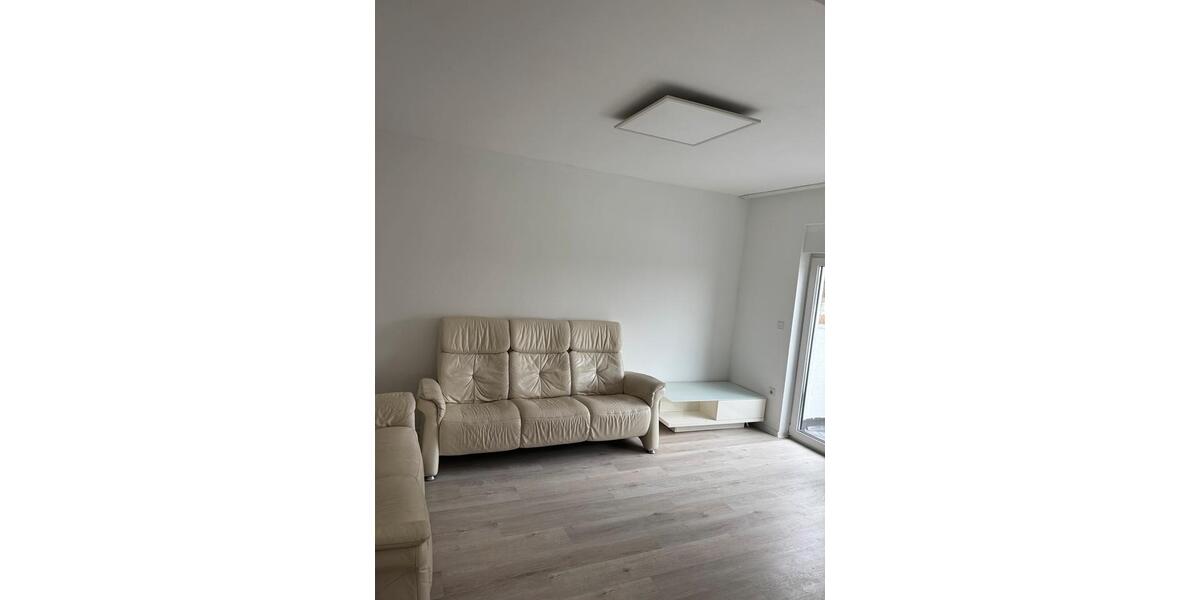 Etagenwohnung Neuss Furth-Mitte - 3 Zimmer, 60 m&sup2;, 1.300&euro; | Angebot:24740019