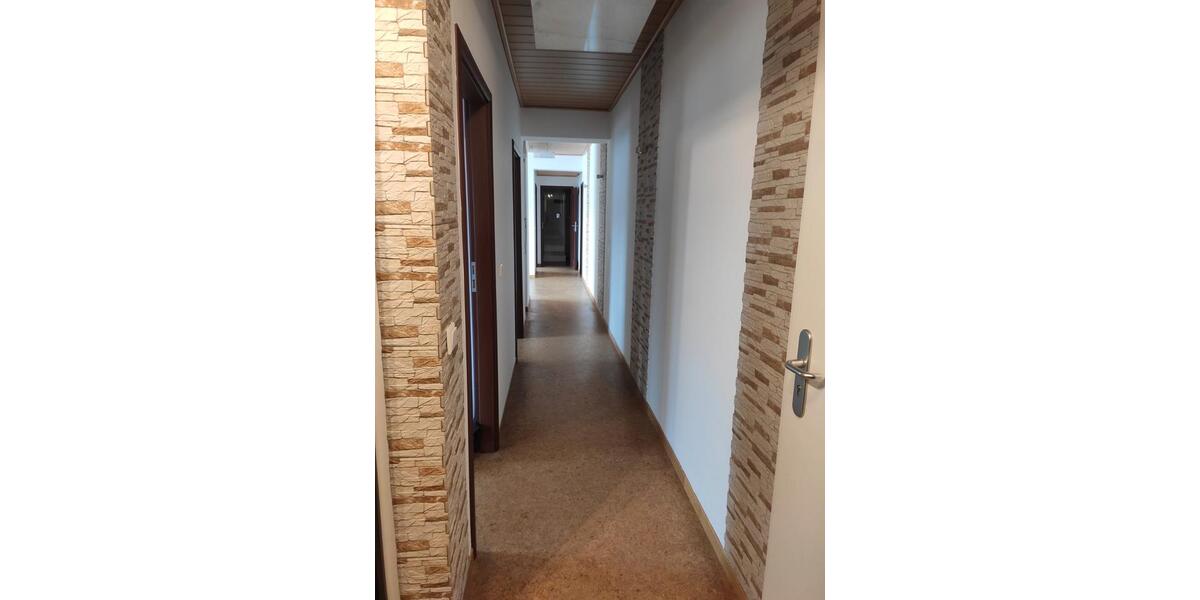 Etagenwohnung Nürnberg Gibitzenhof - 3 Zimmer, 102 m&sup2;, 1.300&euro; | Angebot:26582315
