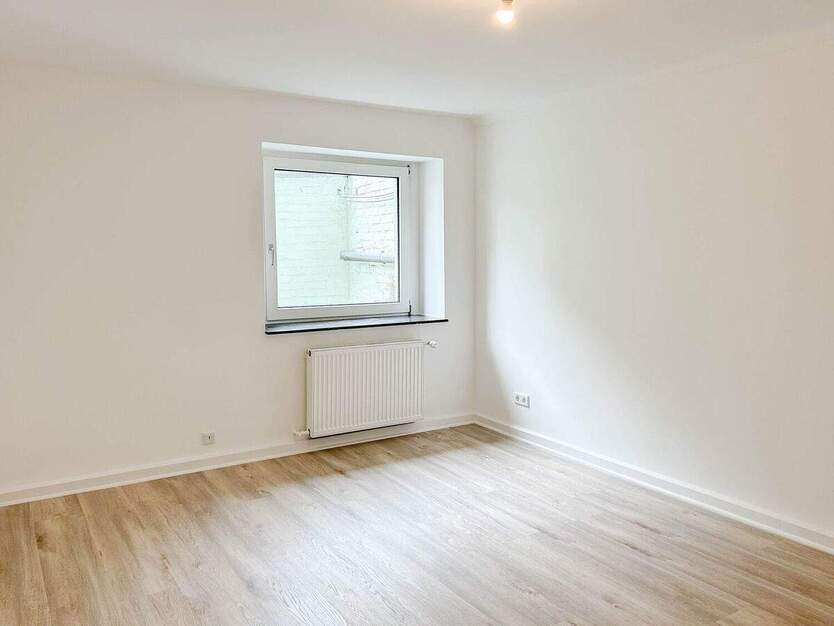 Modernisierte Wohnung in zentraler Lage mit Einbauküche 1 zimmer