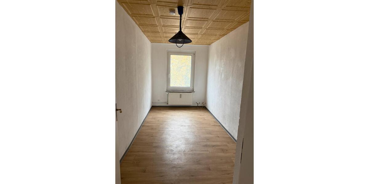 Erdgeschoßwohnung Klötze - 4 Zimmer, 79 m&sup2;, 360&euro; | Angebot:26224417