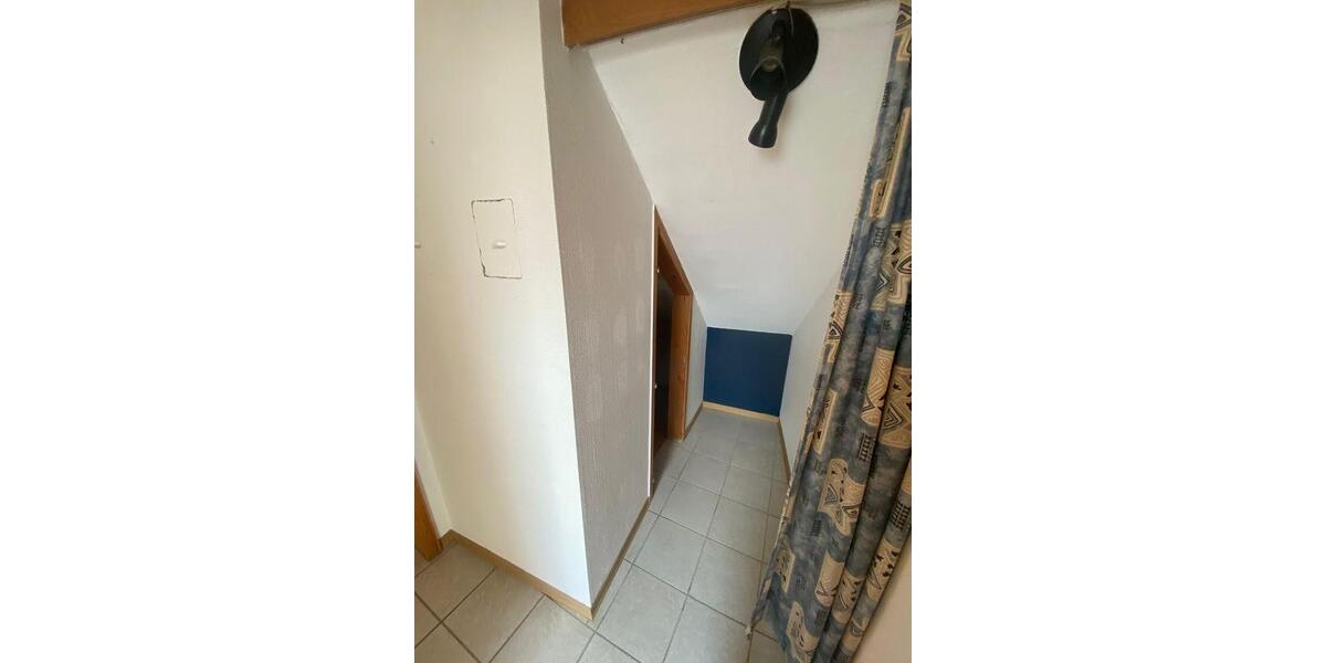 Dachgeschoßwohnung Monzelfeld - 3 Zimmer, 90 m&sup2;, 500&euro; | Angebot:26532444
