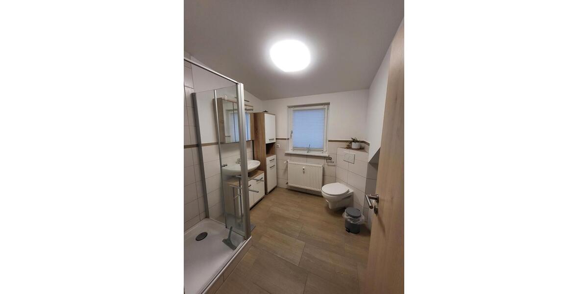 Dachgeschoßwohnung Altenstadt an der Waldnaab - 3 Zimmer, 70 m&sup2;, 600&euro; | Angebot:26459633
